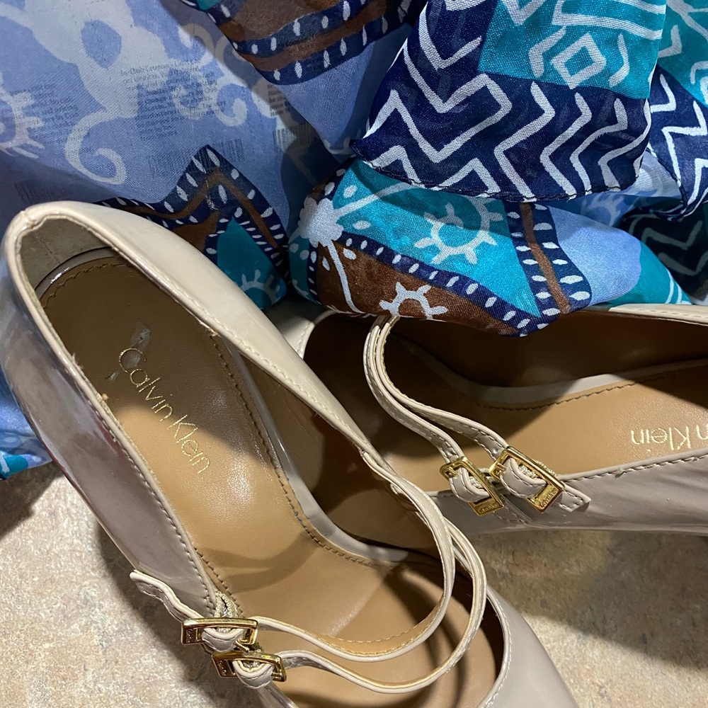 Pumps heels